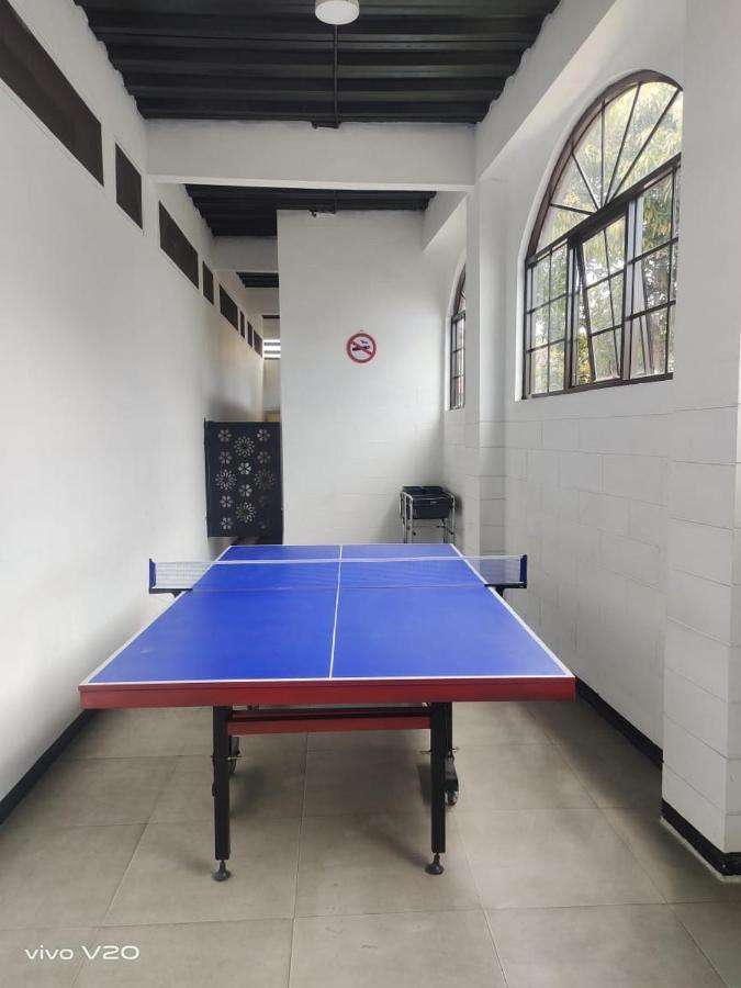 Bu Sepuh Guesthouse Sangkanurip Exteriör bild